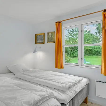 Holiday home Amazing In With Wifi Hornbaek