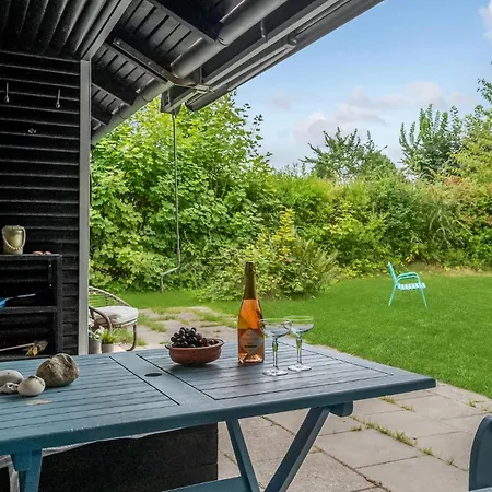 Amazing In With Wifi Holiday home Hornbaek